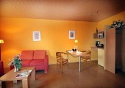 Ferienpark Aparthotel Seeland Schadeleben Esterno foto